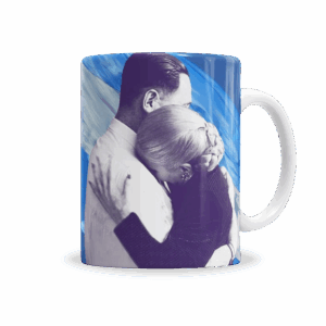 Tazas | Perón y Evita Abrazo Con Bandera